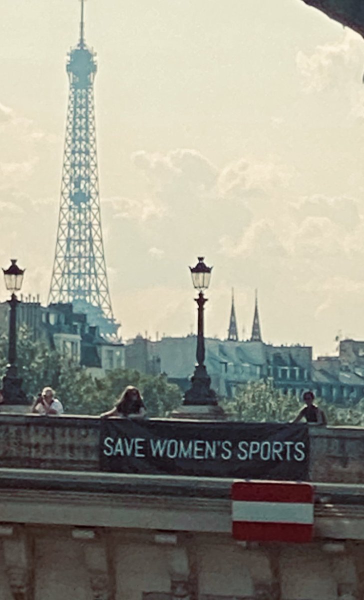 RoisinMichaux's tweet photo. #SaveWomensSports https://t.co/HIkOI33V4d