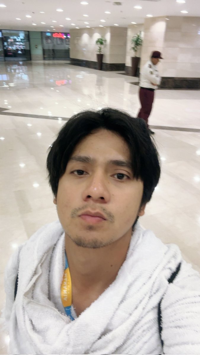 anakbungsuke4's tweet photo. Doi rajin banget PAP waktu umroh. AY ๐
#pacarhalu https://t.co/WKN5VJe68x