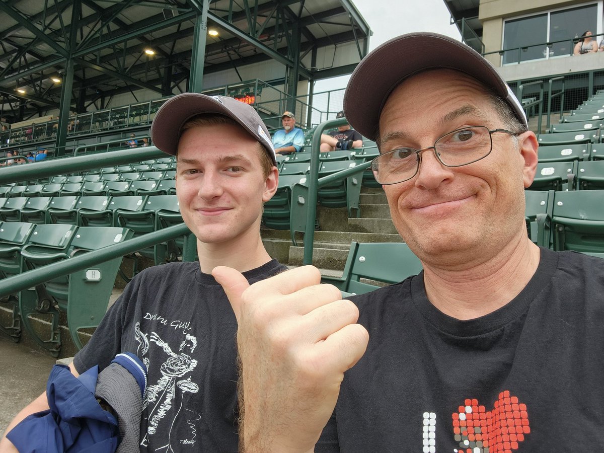 Jeffrey Hand tweet media