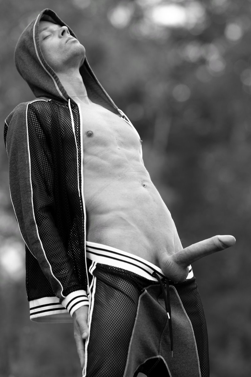lsinrw2021aal's tweet photo. I love to show me with full erection😈🍆
More on my https://t.co/X9IUvCRIaO https://t.co/zSvMuz7CVf
