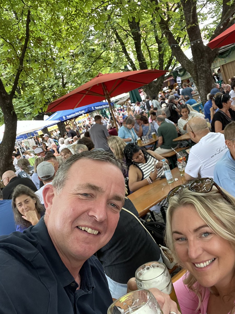 MrsLeanneB tweet media