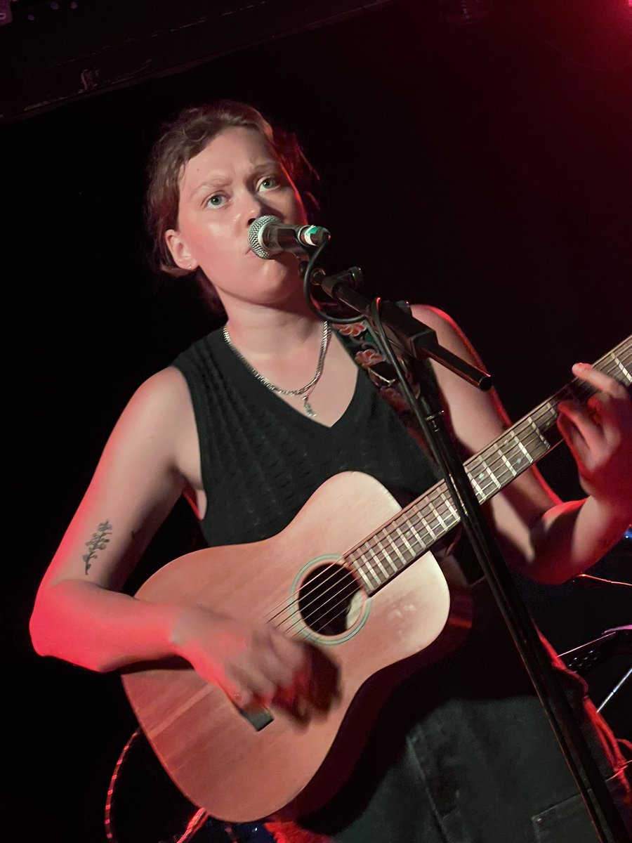 Kam Zaki (@kamgigs) on Twitter photo caught up with <a href="/miss_jewelia/">Jewelia</a> at <a href="/WaitingRoomN16/">The Waiting Room</a> playing self deprecating pop songs from her recently released album 'little wins', support were from <a href="/cloegf_/">cloe.gf</a> & <a href="/franlustymusic/">Fran Lusty</a> #jewelia #kamgigs caught up with <a href="/miss_jewelia/">Jewelia</a> at <a href="/WaitingRoomN16/">The Waiting Room</a> playing self deprecating pop songs from her recently released album 'little wins', support were from <a href="/cloegf_/">cloe.gf</a> & <a href="/franlustymusic/">Fran Lusty</a> #jewelia #kamgigs