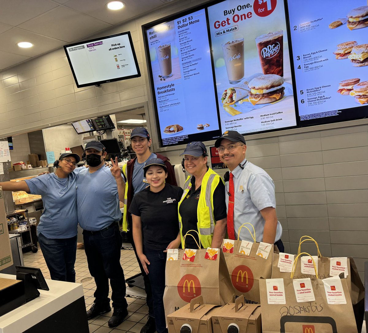 Thank you <a href="/McDonalds/">McDonald's</a> on Grissom for sponsoring breakfast for Day 2 of our <a href="/NISDFernandez/">Fernandez Elementary</a> retreat! 🤩🐾