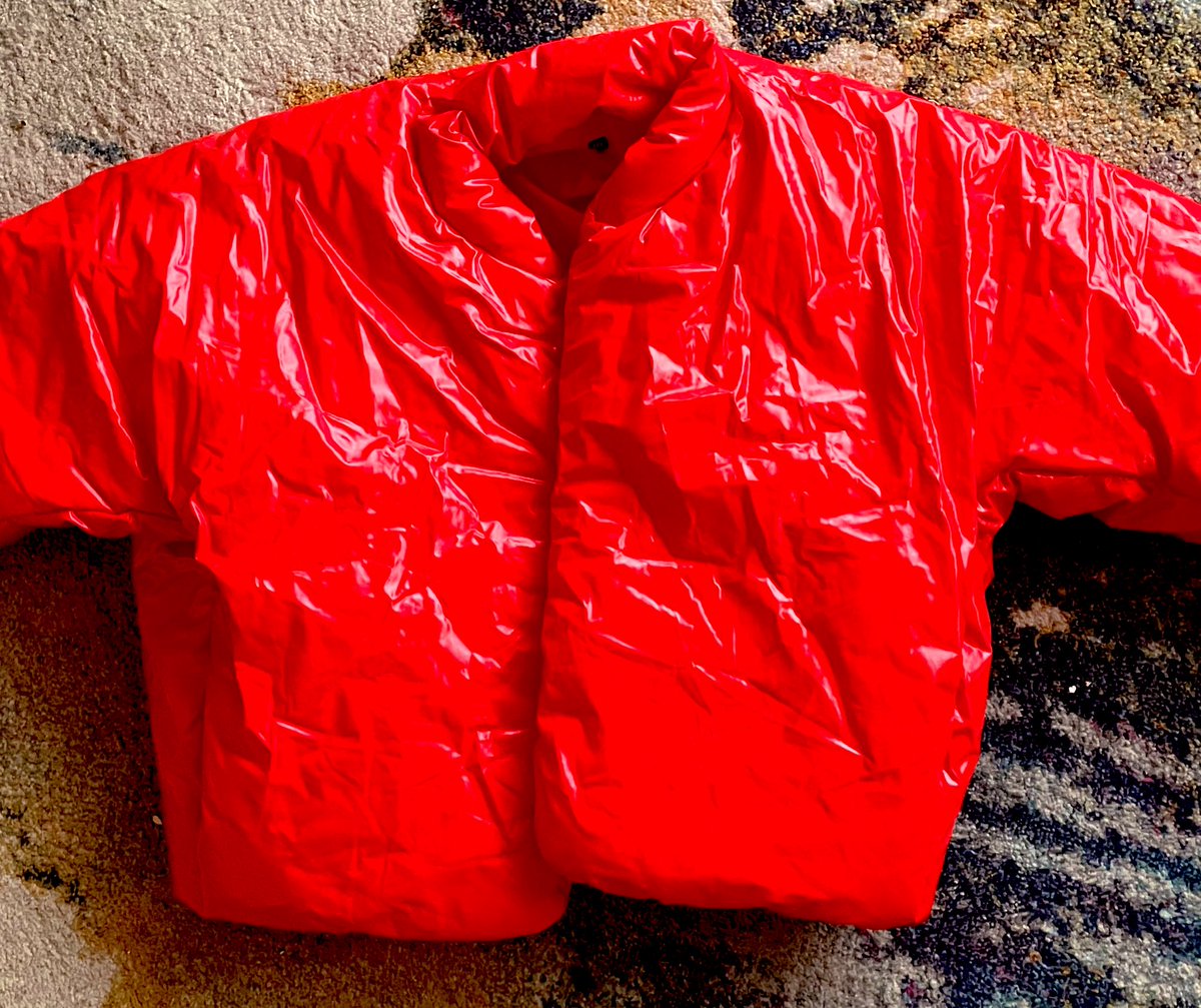 MonetNoClaude's tweet photo. Itβs not even Xmas! ππ«ΆπΎ
Thank you @ye_found_god
Iβm a HAPPY lucky winner ποΈ
#DondaEra #Yzy #Yeezy #RedPuffer https://t.co/LHILsJs8DM