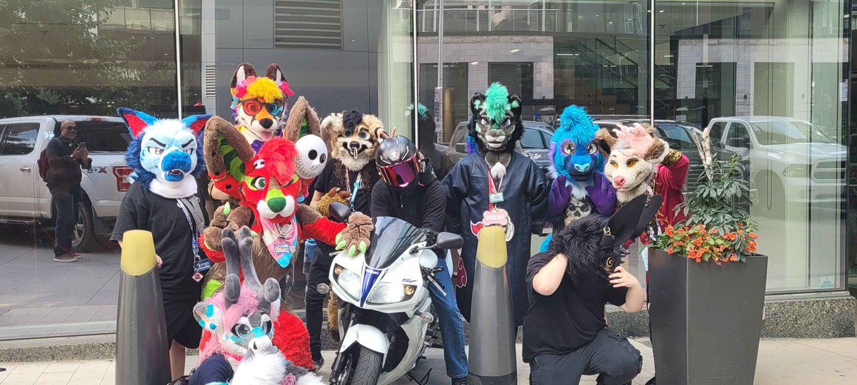 Mememastet642's tweet photo. #canfurence #canfur #canfur2024 to those who would like to do photos with my motorcycle I will be doing a photo outside the lobby if you would like to take some photos! https://t.co/YjKopiSv64