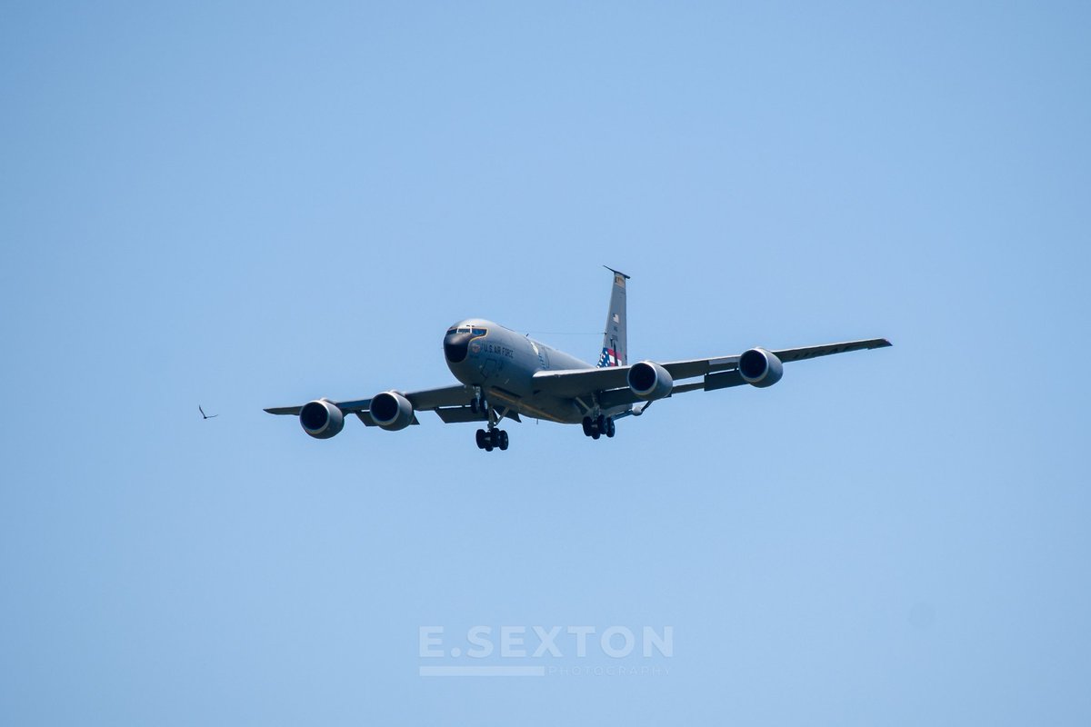 Edwin_SextonWx's tweet photo. That's what's up, finally caught it in the air.
WYLIE51 61-0266 #AE059E https://t.co/ZxwMhE402i