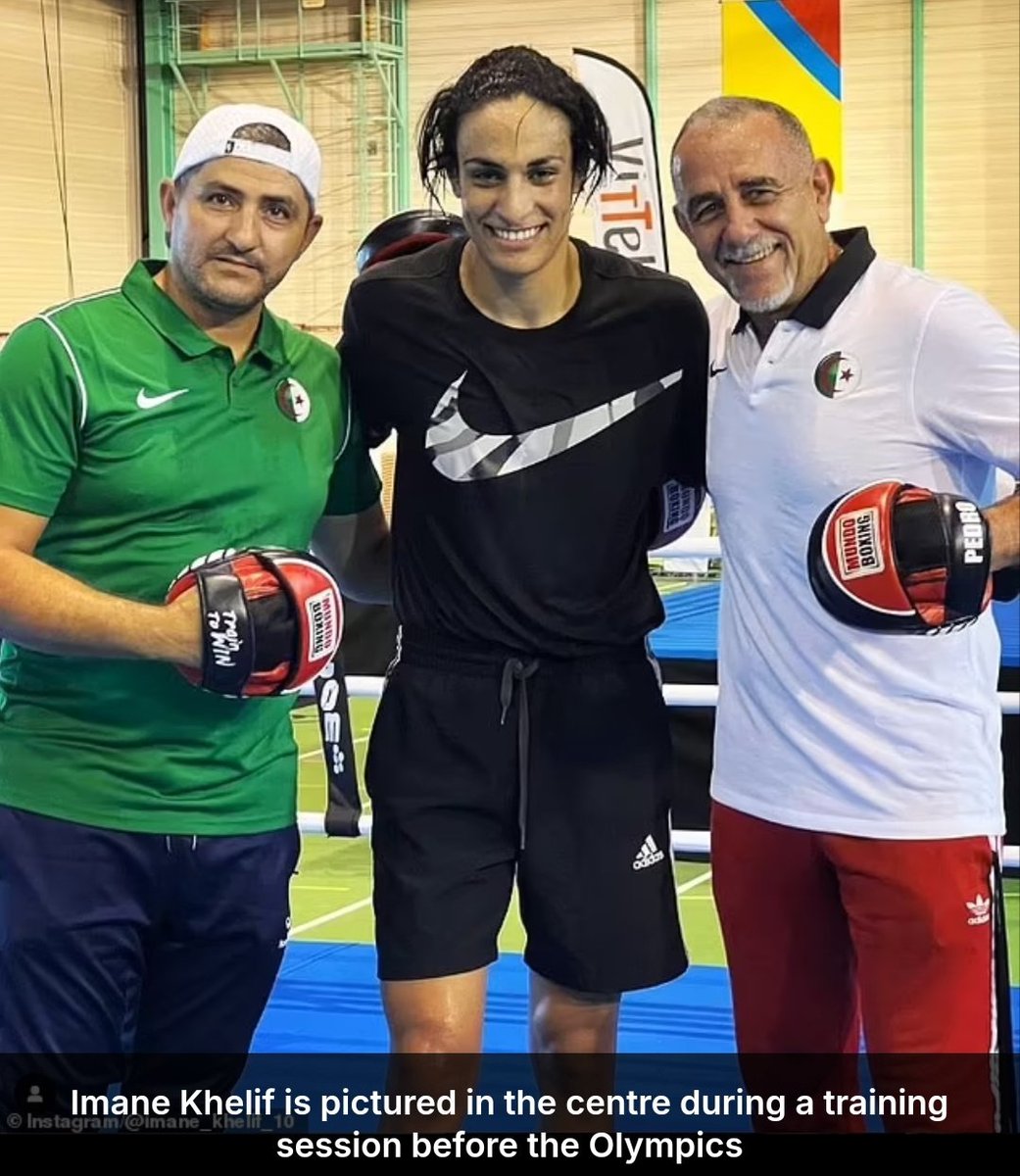 rodriguezjorgel's tweet photo. Argelia🇩🇿, siendo más del 95% de su población Islámica, y el uso del hijab en las mujeres la norma, ¿donde está su hijab?🤔 https://t.co/bfPtof1lQQ
