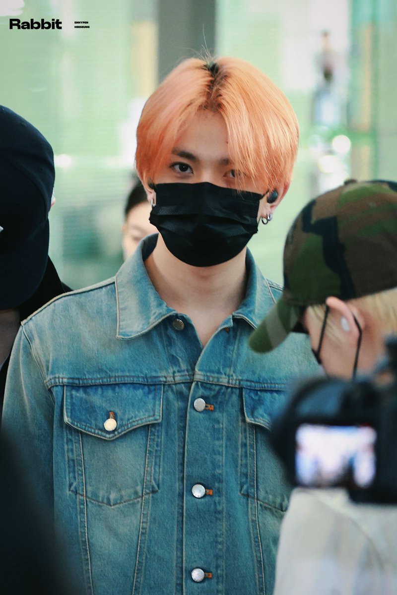 𝑹𝑨𝑩𝑩𝑰𝑻. tweet media