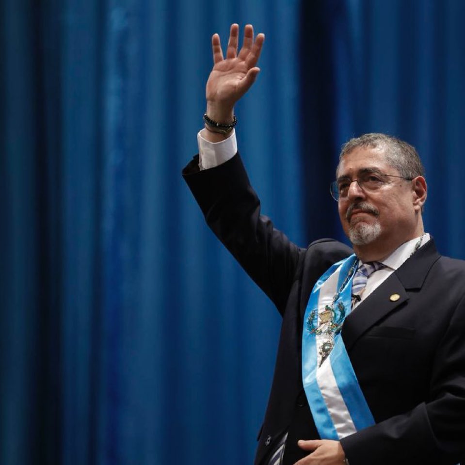 🇻🇪🇬🇹 | URGENTE: Por orden del presidente Bernardo Arevalo, Guatemala acaba de anunciar que desconoce los resultados de las elecciones presidenciales en Venezuela y las califica como FRAUDULENTAS.