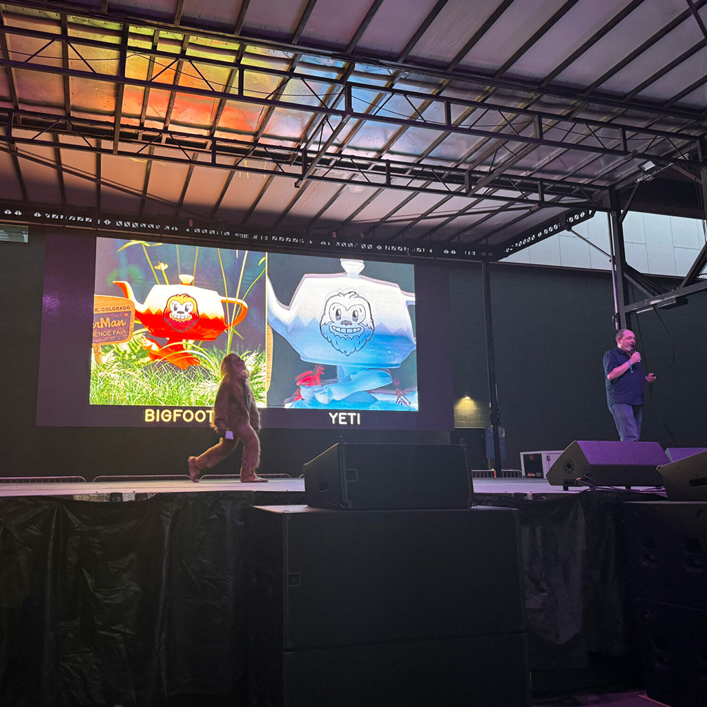 pixarsrenderman's tweet photo. Thanks for joining us at #Siggraph2024!

And a very special thanks to our #RenderMan Art &amp; Science Fair sponsors #AMD #AWS #Dell and #NVIDIA for making it such an amazing community event that even Bigfoot couldn't miss our Walking Teapots! https://t.co/o8AdPgi4gI