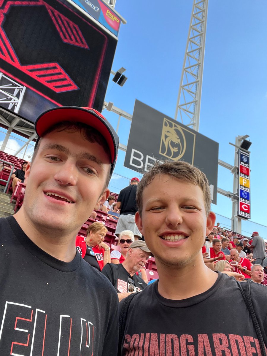 Shoutout <a href="/513Caleb/">Caleb Tonnis</a> great guy good fan!