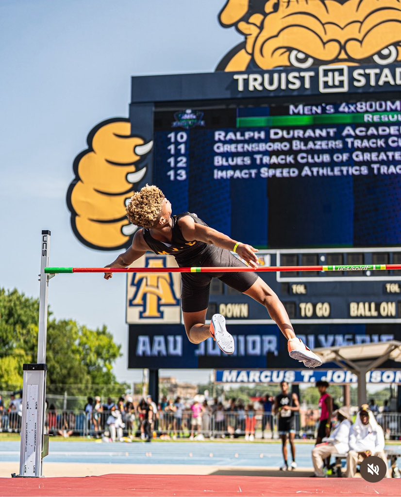 Ellison Collins IV - Hard work pays off. <a href="/EC_CollinsIV/">Ellison Collins IV⭐️⭐️⭐️</a> <a href="/Ellebella2006/">Elle Collins⭐️</a> <a href="/Ellison1306/">Coach EC</a>