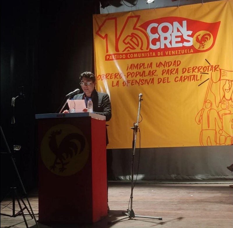 Impresiones de mi visita a Venezuela en el marco del XVI Congreso del <a href="/PCV_Venezuela/">Partido Comunista de Venezuela ☭</a> 
Las notas que tomé durante mi estancia en Venezuela son la base para esta crónica que se hace necesaria ahora ante las calumnias contra el PCV, que no está dividido ni con Maduro
Comienzo hilo🧵