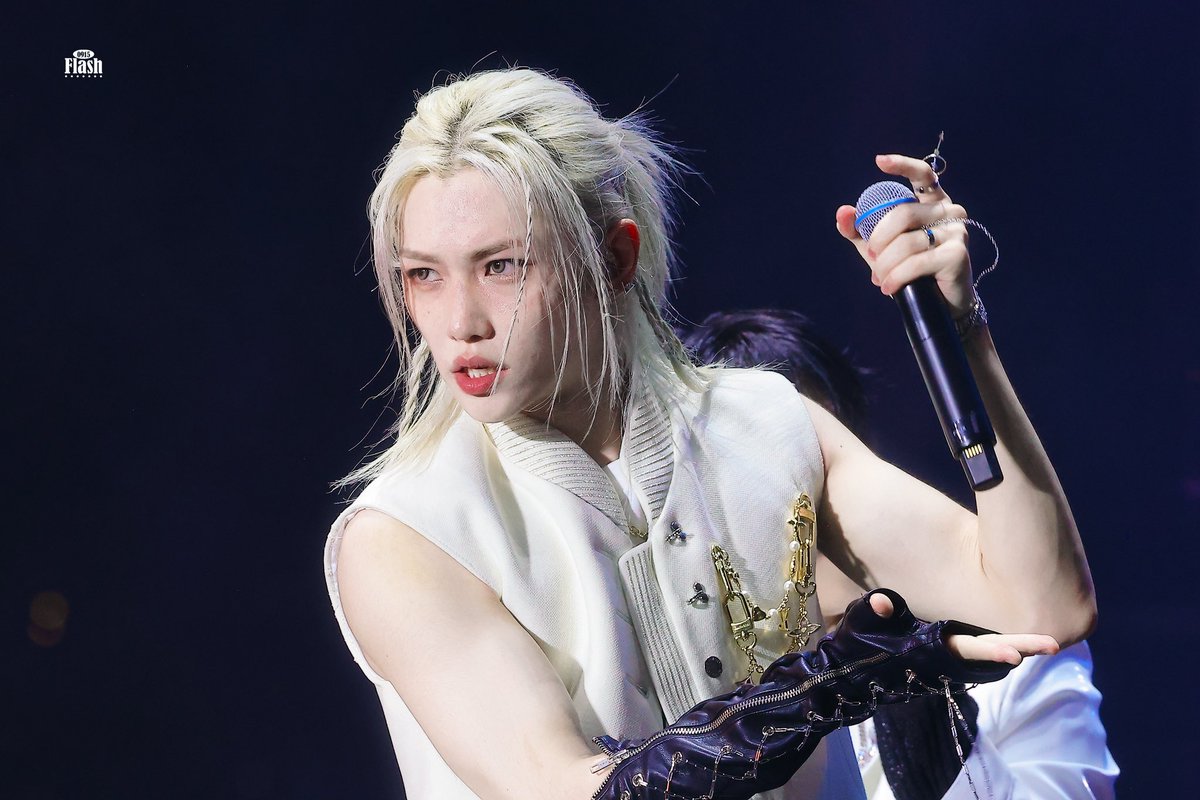 Flash_Felix0915's tweet photo. 240802｜Lollapalooza HD

#felix #필릭스 
#straykids     #스트레이키즈 https://t.co/C3YJg1v2lw