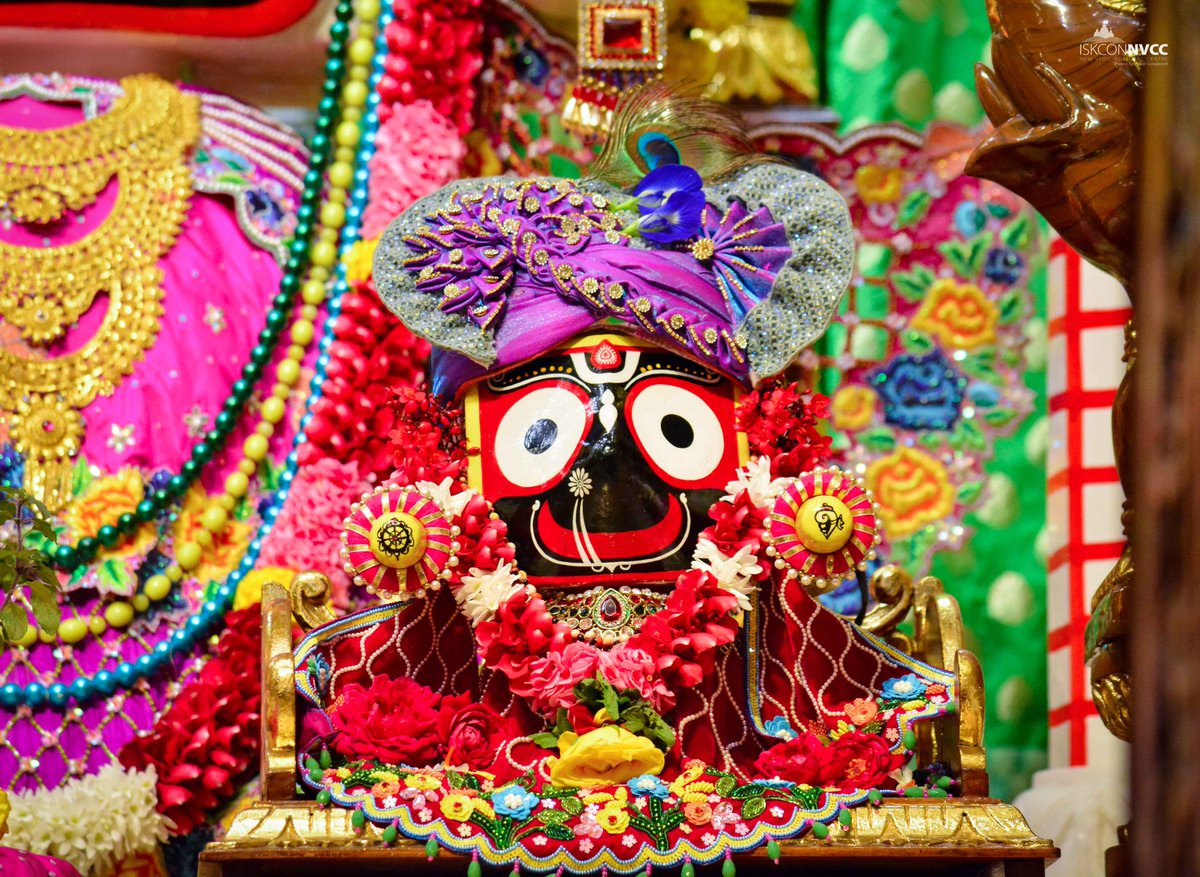 ISKCONPune's tweet photo. 🙏🏽Today's Darshan 📿 🗓03-0-2024🙏
🌷Sri Sri Jagannath Baldev Subhadra🌷
🚩@ISKCONNVCCPune🚩
.
.
#ISKCONNVCCPune #ISKCONNVCC #ISKCONPune
#ISKCON #ISKCON #3rdaugust #3rdaugust2024 #Saturday
#kirtan #Harekrishna #Krishna #Kirtan #Krishna
#Harinaamsankirtan #Radheshyamdas
#Radhe https://t.co/DM7tdMpOWl