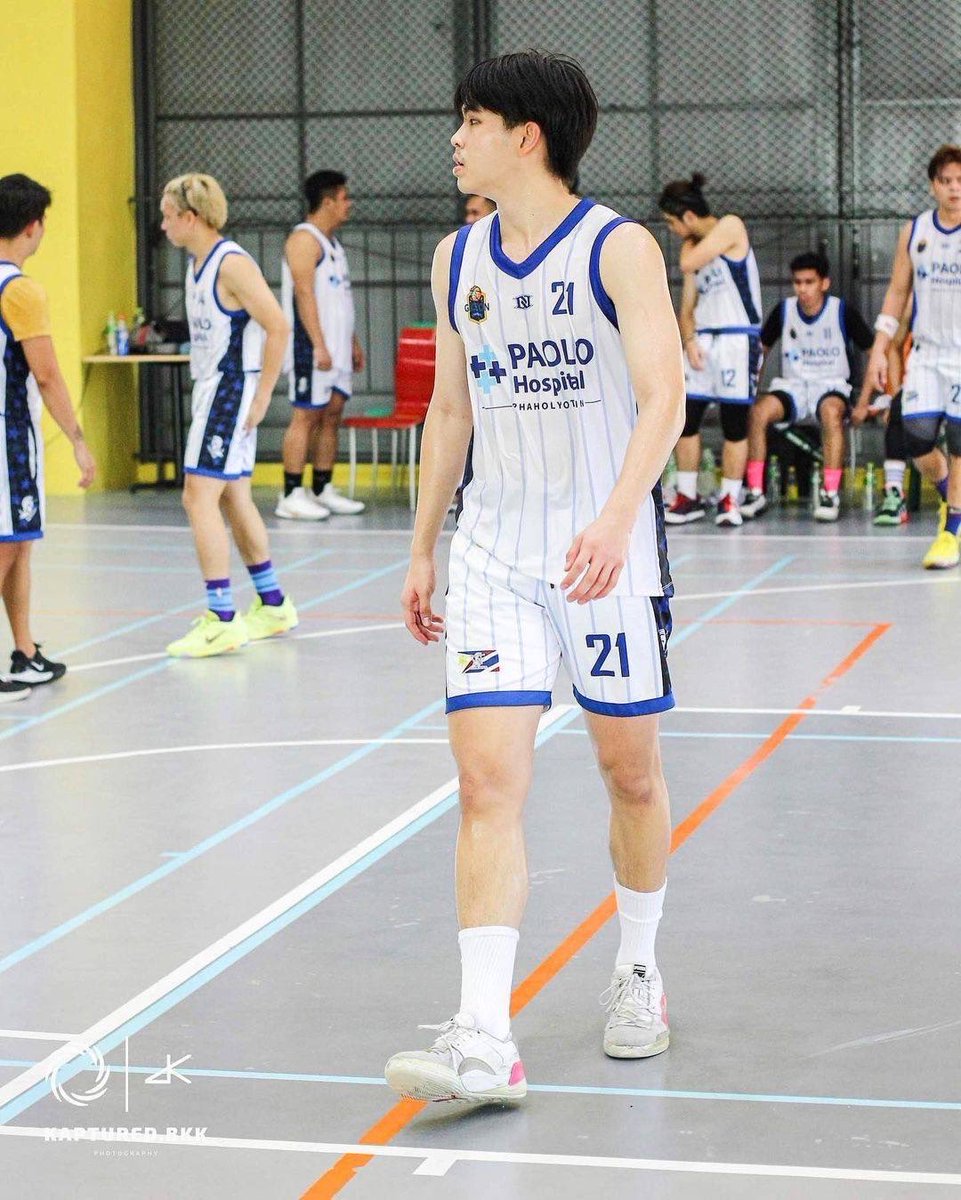 _bhaxlll_'s tweet photo. อยากดูดควยนักบาสป่ะ https://t.co/5EuzVtvTdz