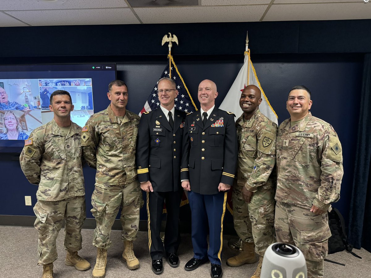 40ID_DeputyCG's tweet photo. Proud of SLO County DA @dandow who pinned on Colonel today. He’s an awesome citizen soldier who fights for what’s right both in and out of uniform. Congratulations Dan! https://t.co/nCMDY5Edtx