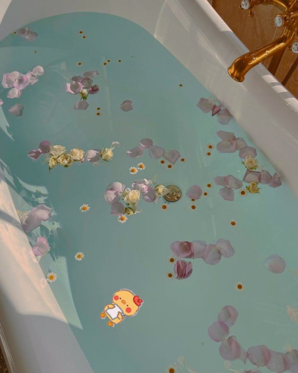 CreativeFlare's tweet photo. prepping the bath 🛁 might need a volunteer to test out the waters tho https://t.co/4sGRZx5U6j