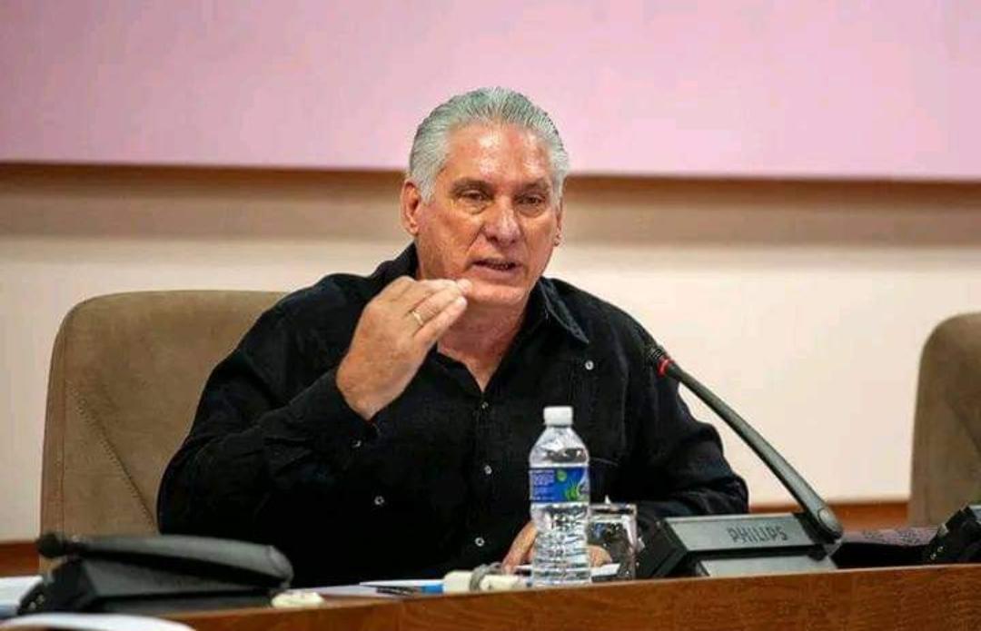 <a href="/DefendiendoCuba/">Defendiendo Cuba</a> <a href="/DeZurdaTeam_/">DeZurdaTeam 📳</a> <a href="/trocha2022/">Guerreros De La Trocha ✯✯✯🇨🇺</a> <a href="/Wilfre_GV/">Wilfredo González Vidal</a> <a href="/agnes_becerra/">Agnes Becerra</a> <a href="/cubavsbloqueo/">Cuba Vs Bloqueo</a> <a href="/IzquierdaUnid15/">Izquierda Latina 💪</a> <a href="/Reylope13/">Rey Lopez</a> <a href="/Frank16726439/">Frank Enrique 🇨🇺</a> <a href="/Vicente73977721/">Vicente Leal 🇨🇺🇵🇸🇧🇷🇻🇪🇳🇮</a> @PRSierraMaestra 🇨🇺 Siento orgullo de nuestro Presidente, continuidad del legado  histórico cuando expresó:

"Difícil no significa insuperable".
🌠#YoSigoAMiPresidente🌠
✨#CubaLegisla✨
#DefendiendoCuba🇨🇺💪❤️