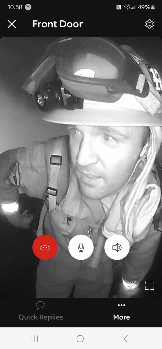 CALFIRECZU's tweet image. Scott Lotter lost his home in #CampFire. He rebuilt his new dream home in Richardson Springs. On the 1st night of #ParkFire, it was flashbacks to that awful event in 2018. Lotter's neighborhood evacuated, but as 🔥raced towards his home, fortunately Strike Team 9170C was nearby.
