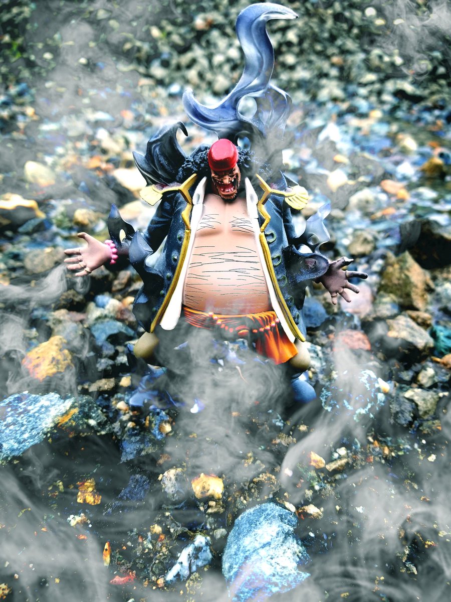 『太陽か!!闇か!!勝者は一人だ!!!』

#ONEPIECE
#マーシャル・D・ティーチ誕生祭2024 
#ティーチ誕生祭2024