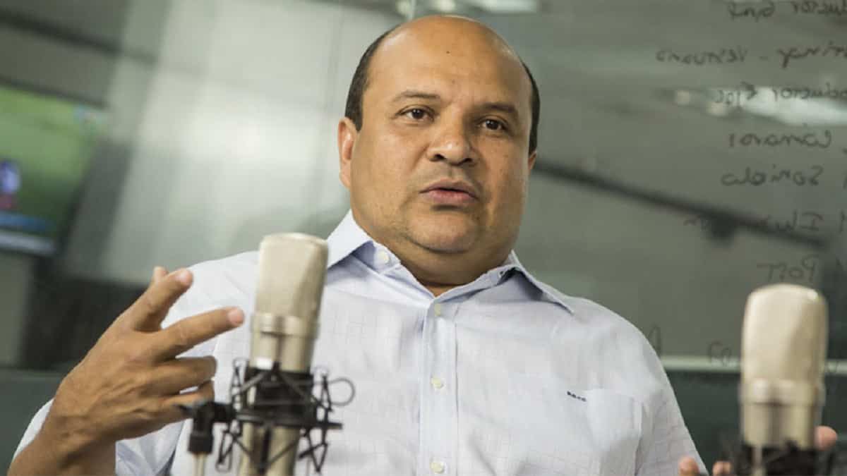 Desde el <a href="/partidoUNT/">Un Nuevo Tiempo</a> rechazamos la detención del periodista y coordinador operativo nacional de Voluntad Popular, Roland Carreño, y exigimos su liberación.

En este sentido, alertamos también sobre las represalias que ha llevado a cabo el Gobierno durante las últimas horas contra