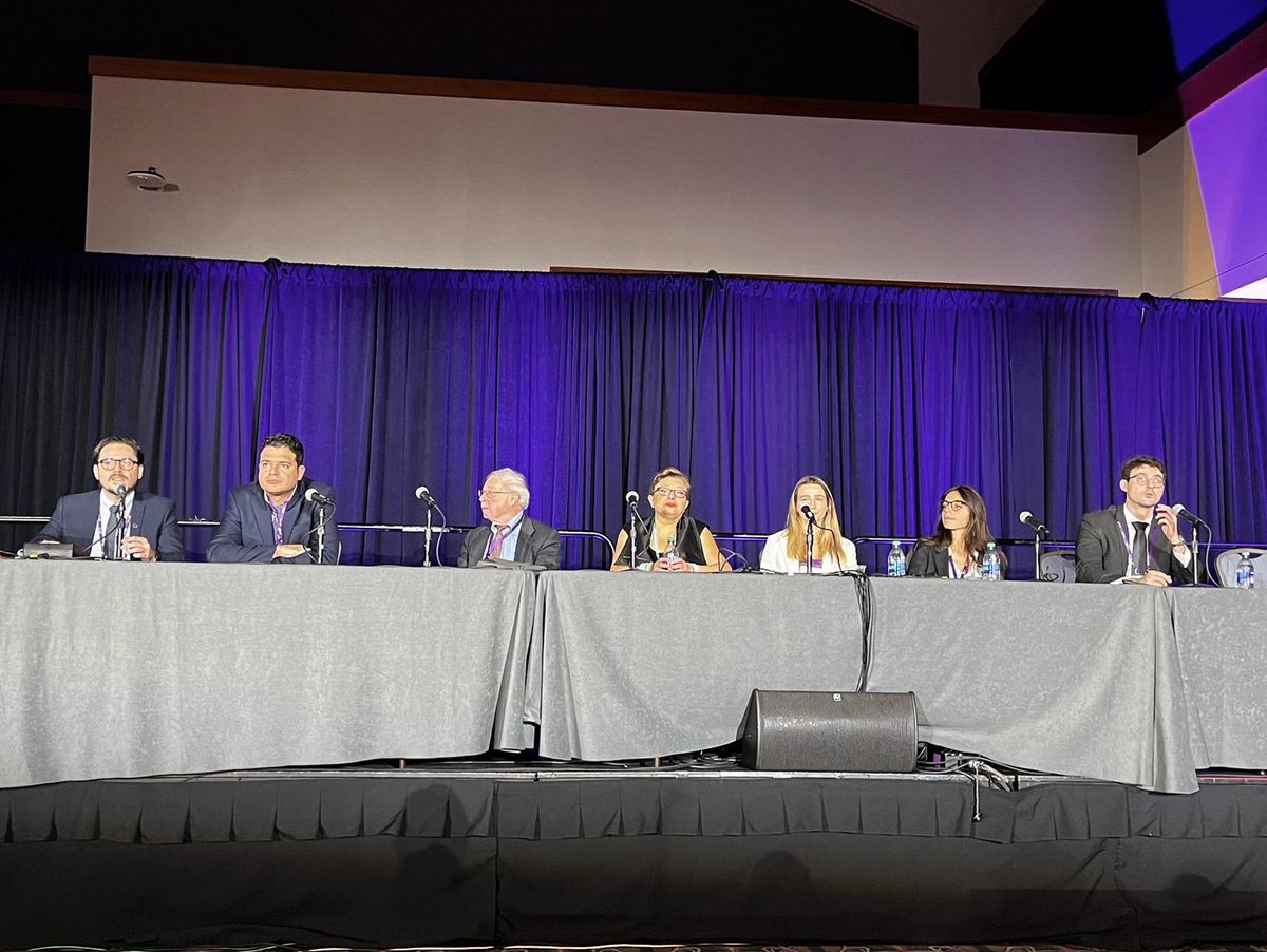 João Pedro Ferrari-Souza (@jpfsouza33) on Twitter photo Featured Research Session about glial biomarkers and AD therapeutics chaired by <a href="/erzimmer/">Eduardo Zimmer 🦋</a> & <a href="/TharickAPascoal/">Tharick Pascoal</a> at #AAIC24 <a href="/alzassociation/">Alzheimer's Association</a> . It was a pleasure to discuss this topic with such an amazing group of scientists <a href="/BellaverBruna/">Bruna Bellaver</a> , <a href="/M_Malpetti/">Maura Malpetti</a> , #EricSiemers & #SusanAbushakra Featured Research Session about glial biomarkers and AD therapeutics chaired by <a href="/erzimmer/">Eduardo Zimmer 🦋</a> & <a href="/TharickAPascoal/">Tharick Pascoal</a> at #AAIC24 <a href="/alzassociation/">Alzheimer's Association</a> . It was a pleasure to discuss this topic with such an amazing group of scientists <a href="/BellaverBruna/">Bruna Bellaver</a> , <a href="/M_Malpetti/">Maura Malpetti</a> , #EricSiemers & #SusanAbushakra