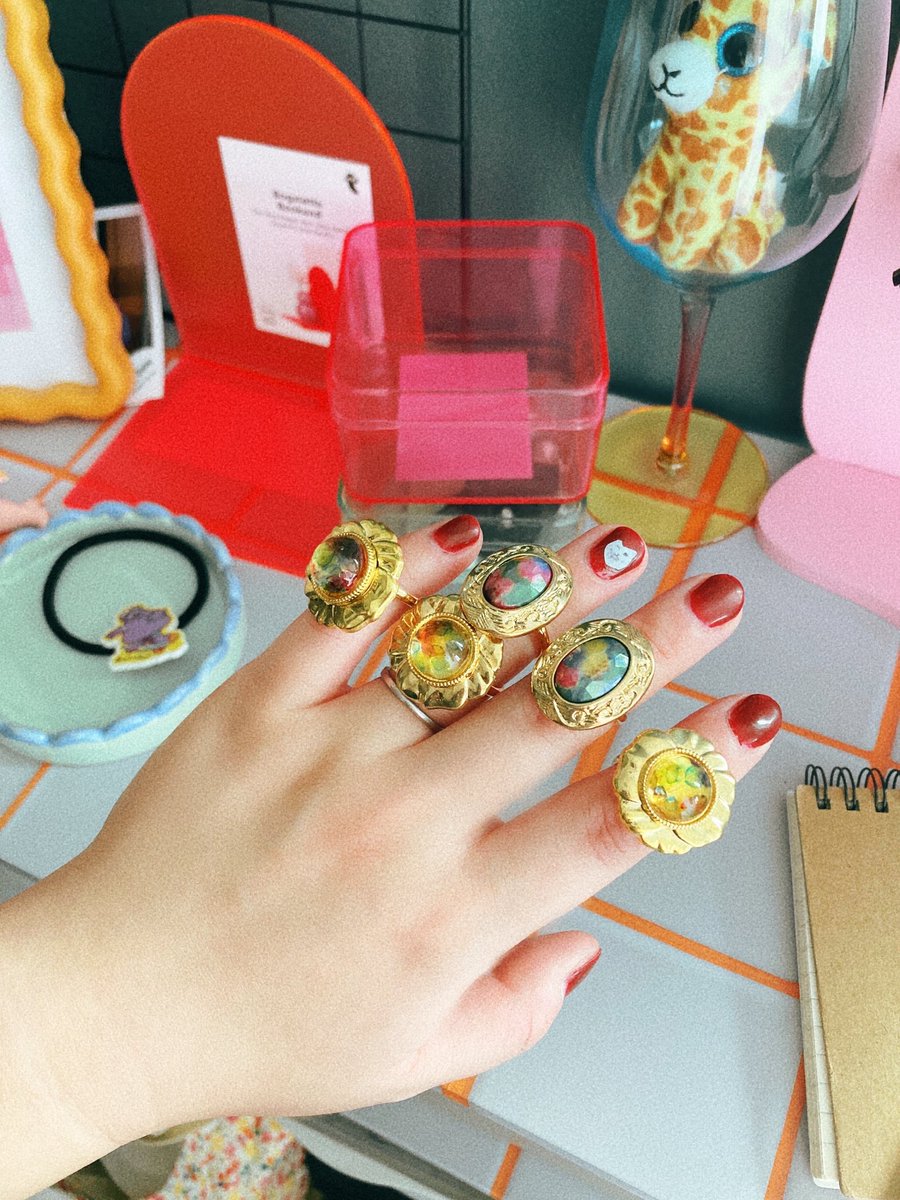 peach_m_design's tweet image. ガタケット178出店します💫
初なのでドキドキです💓

C-17でお待ちしてます☺️

【お品書き】
ポストカード各¥150
ポストカードカレンダー各¥300(セット割あり)
そのほかブレスレットや金具が選べる耳飾り、リング、旧作SALEなど🍑

#ガタケット178