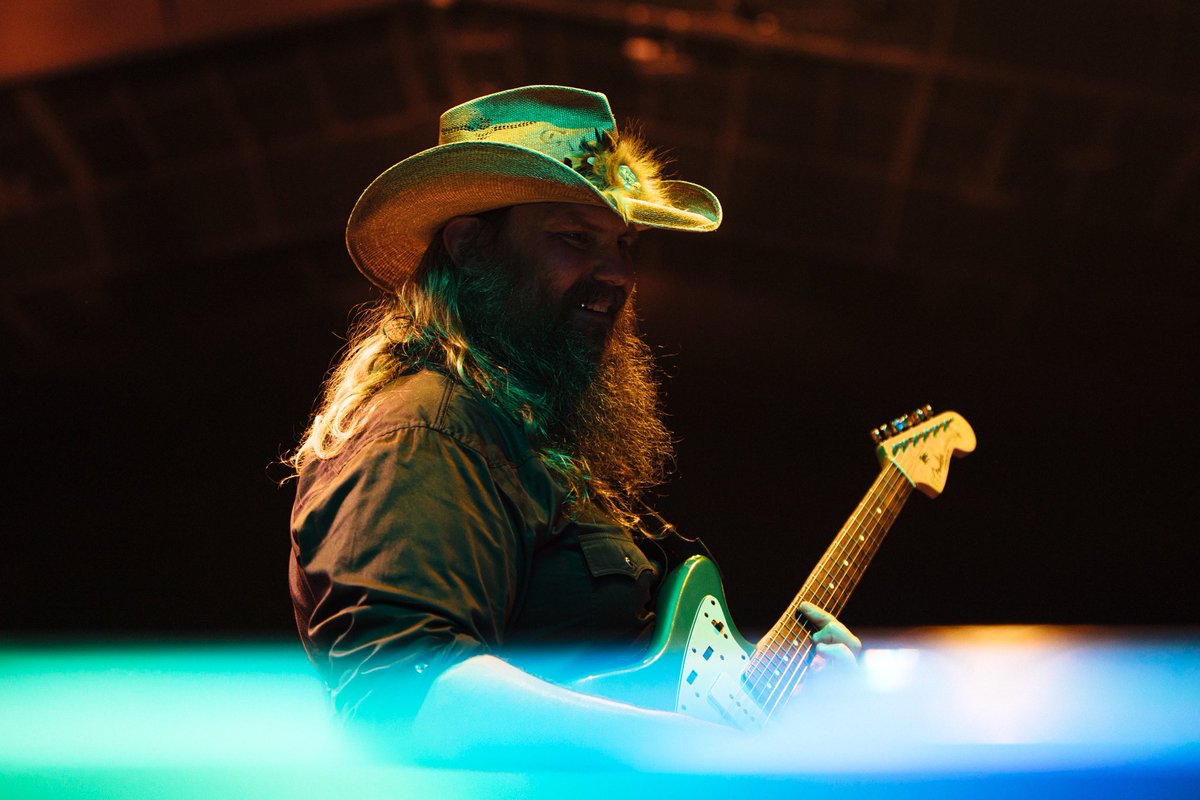 ChrisStapleton's tweet image. Gilford, NH, Night 1 • 8.1.2024

📸: @thomasfalcone