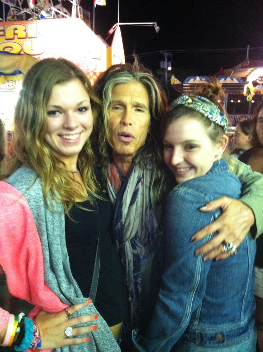 BrookeWBZ's tweet photo. Thanks for being one of the best bands of all time @Aerosmith!  And thanks to @IamStevenT for taking pictures with us at the Marshfield Fair years ago’ 🤘🎸🎤 https://t.co/IVafhIDkKh