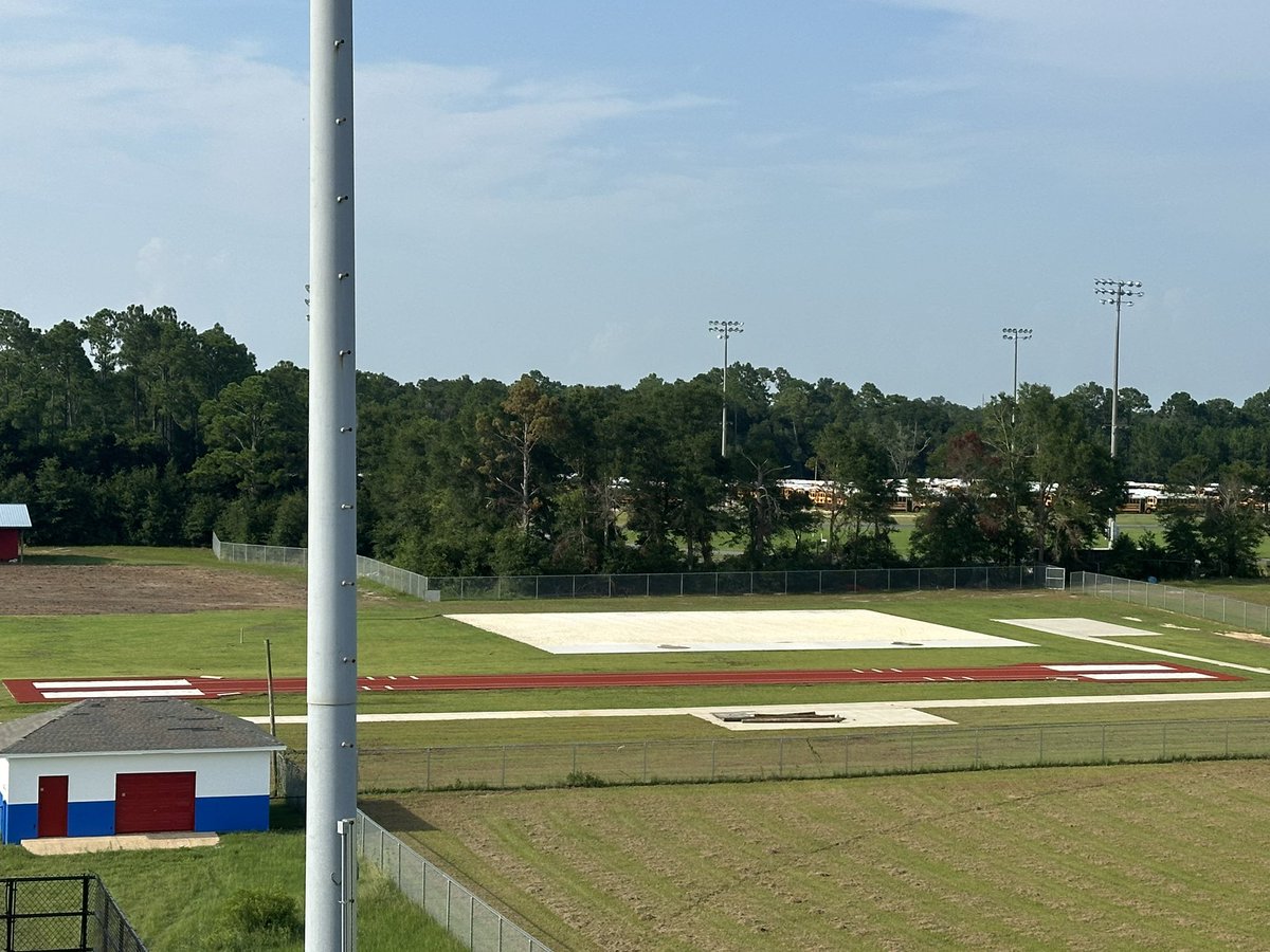 CoachDix21's tweet image. THE NEST! @pineforesttf Pensacola,Florida! 

New sod is being put down, painting is continuing! It will not be long! 

Hosting meets on: 
March 8, 2025
March 29th, 2025

Information will be on Direct Athletics soon. Until then, contact me for info! 

Coach Dix
cdix@ecsdfl.us