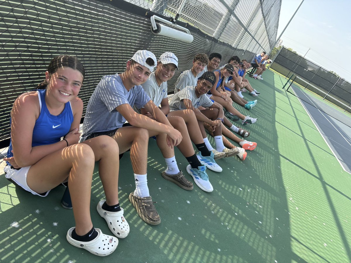WPTigerTennis1's tweet photo. Tigers start the season 2-0 after almost 11 hours in the 100* heat. WP 16 - 3A Academy 3
WP 17 - 5A Whitehouse 2
Huge test tomorrow vs 5A Abilene Cooper at 9AM at Grapevine HS.
#carryon https://t.co/7727Z4LCFe