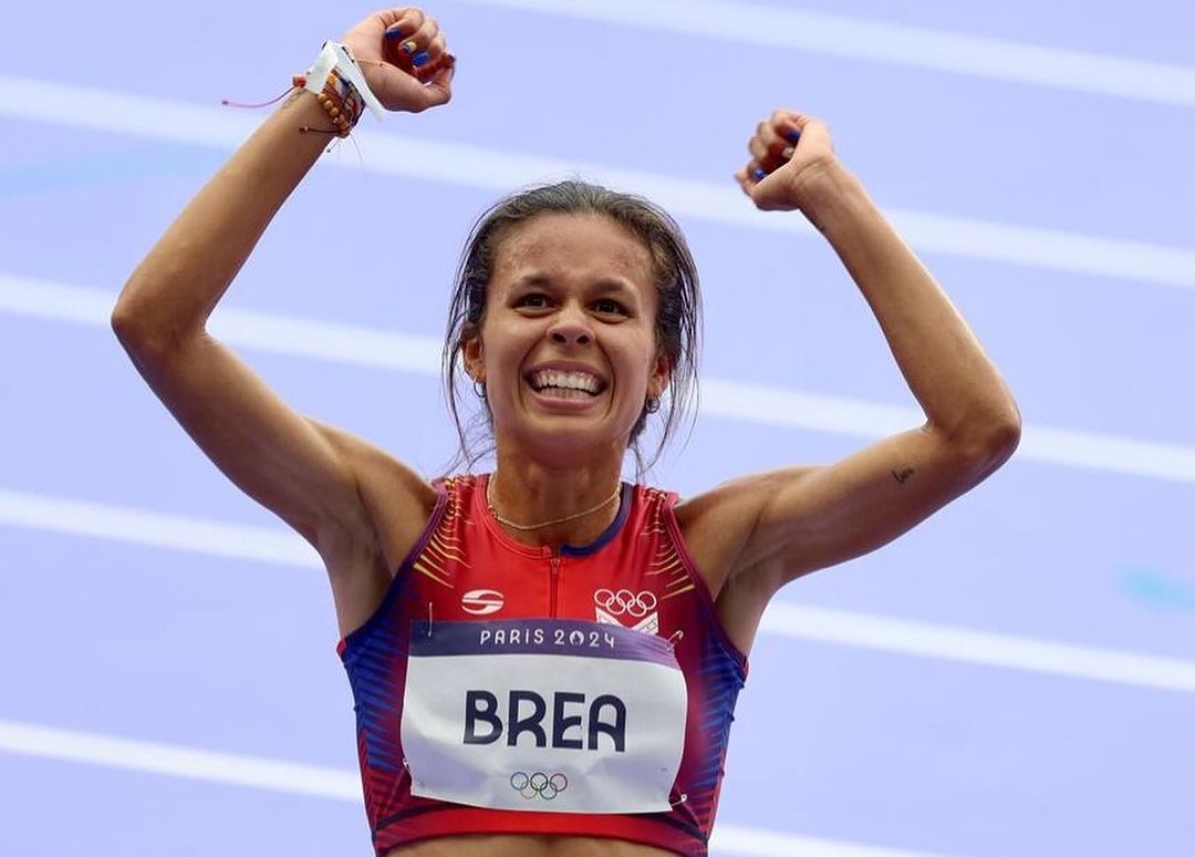 Carabobeño Grabiel Lugo logra diploma olímpico en esgrima y la fondista valenciana Joselyn Brea clasifica para la gran final de 5.000 m en #Paris2024 
fundadeporte.gob.ve/carabobo/juego…
#CaraboboSiempreCampeón #Deportes
