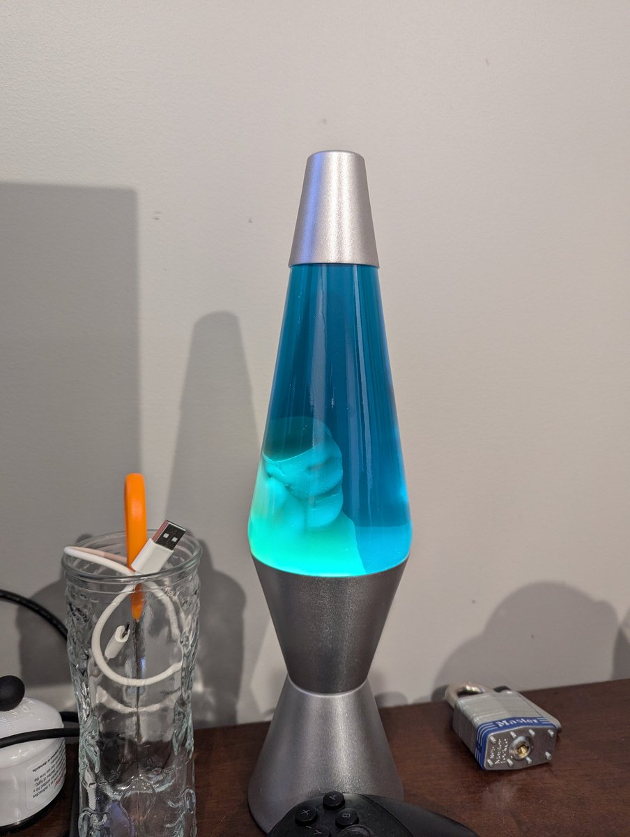 GhostKarin's tweet image. The Jedi got to Jabba... #starwars #LavaLamp