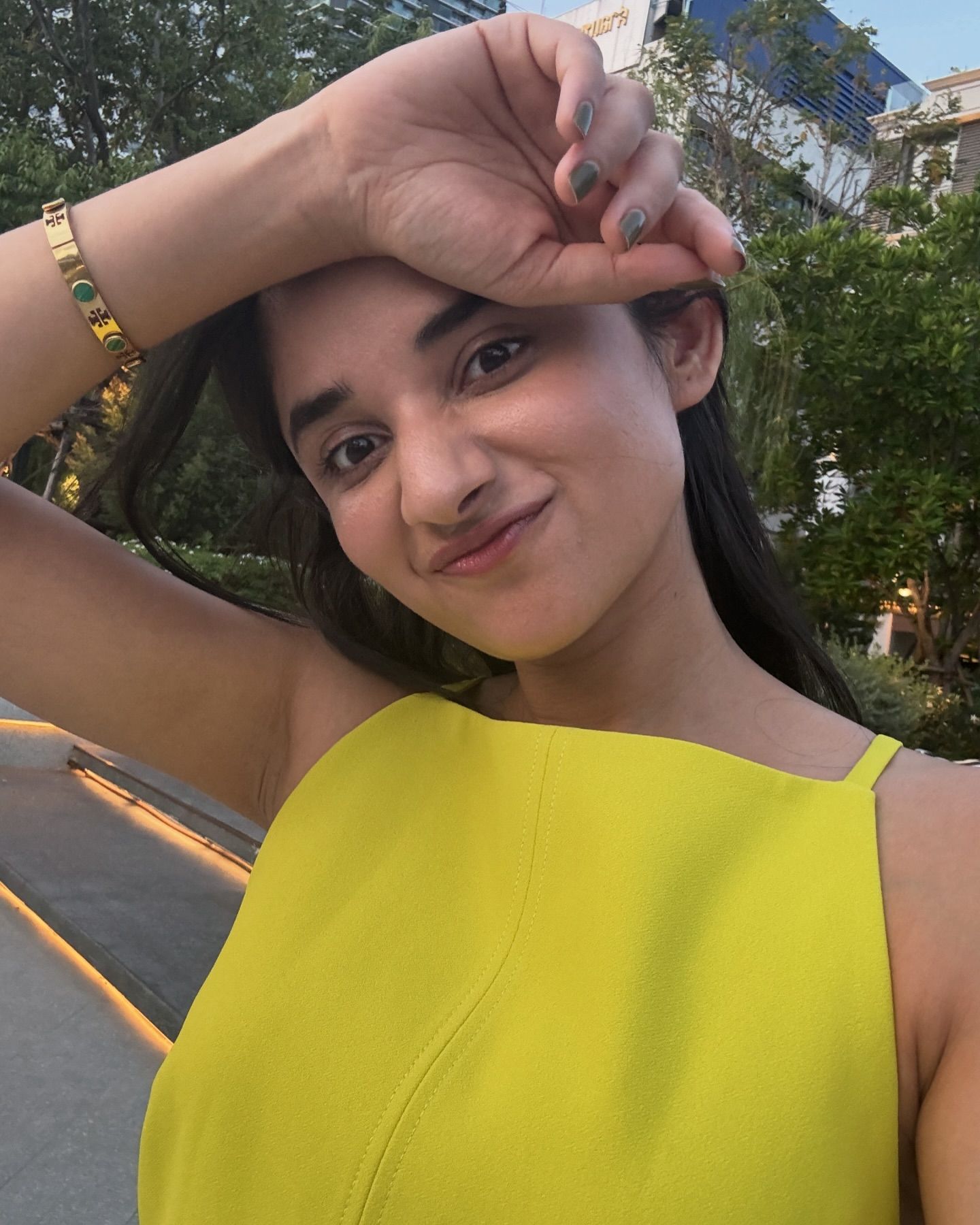 GUBM3kHb0Ac8ux1?format=jpg&name=large