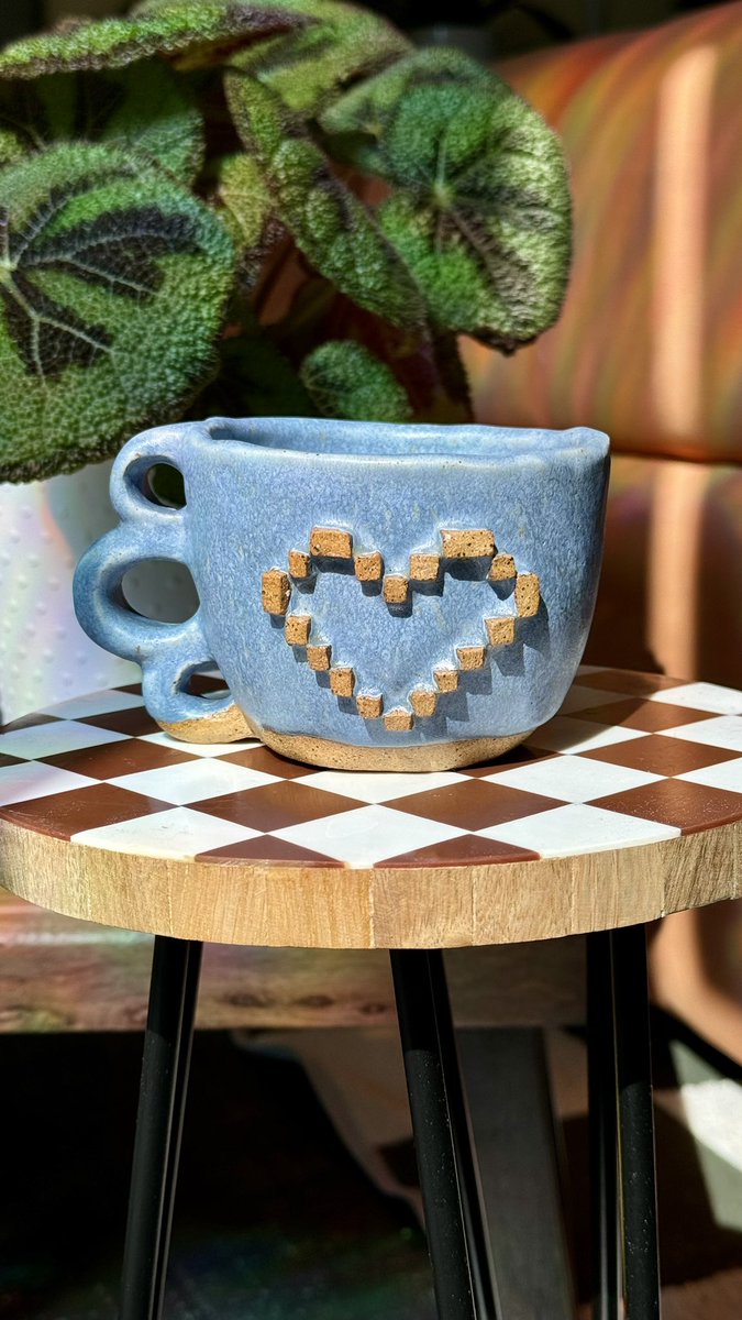 I make pottery now 👀 Doing custom pieces if you’re lookin for a handmade mug ✨ Strawburry17.com