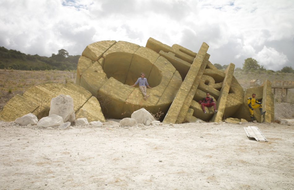 Ryan Reynolds tweet media