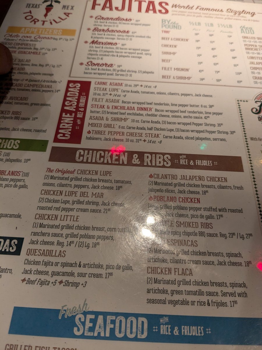 Its_Me_Romo's tweet photo. IYKYK right @Not2BeTrite !?

#Dinner https://t.co/tsbJFXl8e5