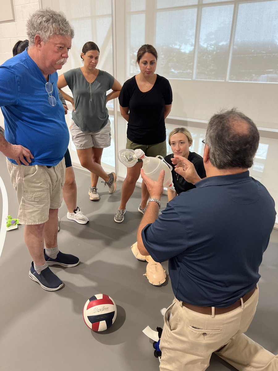 PaulRobertsCuse's tweet photo. The Berks County Scholastic Athletic Trainers Association held a medical training event at the GMACC this week.
They addressed serious issues like sudden cardiac arrest.
It was a collaborative effort with several EMS organizations.
Great job everyone 👍

@kmeloatc https://t.co/ZpsyLk8prj