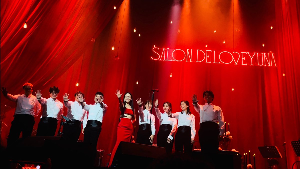 vivaram_go's tweet image. 세션분들 옷 맞춰 입은거 넘 쥬아🖤🤍

ADMO 영원하라✋

#ADMO
#김윤아살롱콘서트
#SummerKissesWinterTears