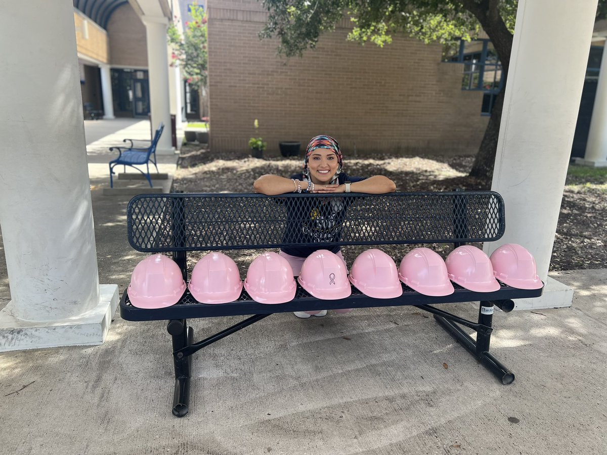 MsAlvarez_SWE's tweet photo. Meeting our new team members, setting up our classrooms, and getting ready for another amazing year in Pre-K. Wearing pink for our friend, Mrs. Kirst. 💕 @HumbleISD_SWE @ACostante09 @MsStewart_SWE @MrsAshleyZ @HumbleISD_PREK https://t.co/yRUNArjqrz