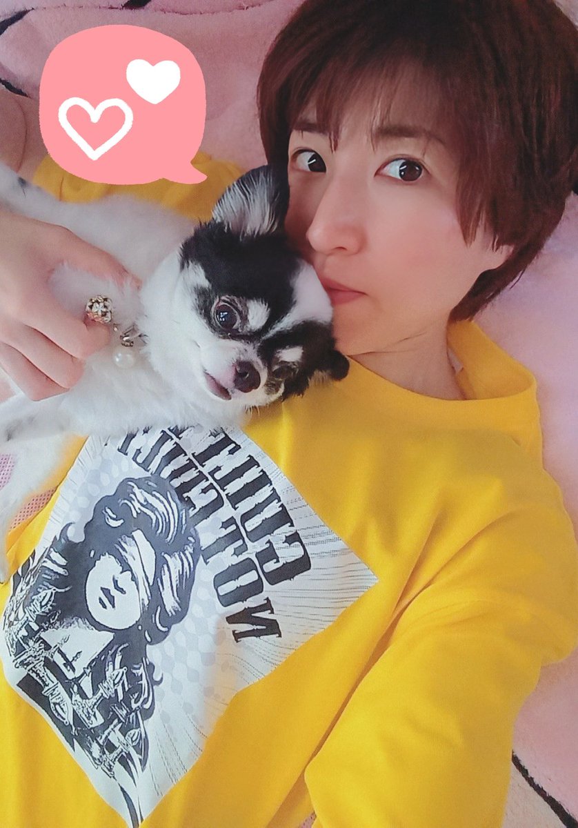 naruse_masami's tweet photo. もぅね

あんなにブチ切れてるジュリカは見たことない笑

喉とか血管切れやしないか心配になったわぁ😅

コータローさんも相変わらず掛け持ちこなしてるし

暑い中ホントに熱い闘いを繰り広げていて圧巻でした！！

ジュリカデザインTシャツもちゃっかりGETしたよん😘

#12人の怒れる人々2024 https://t.co/H1c2WYR9cg