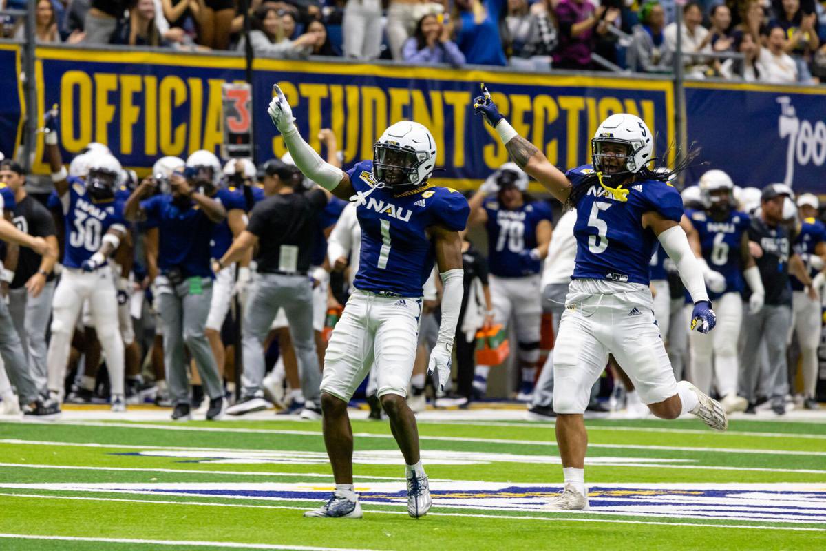 Christopher Williams (@chris3_williams) on Twitter photo After a great conversation with <a href="/CoachAdamClark/">Adam Clark</a>, I’m blessed to receive an offer to Northern Arizona University!
<a href="/NAU_Football/">NAU Football</a> <a href="/sjhhsfootball/">SJH Football</a> <a href="/FrithRobert/">Robert Frith</a> <a href="/CoachPSilvey/">Pete Silvey</a> After a great conversation with <a href="/CoachAdamClark/">Adam Clark</a>, I’m blessed to receive an offer to Northern Arizona University!
<a href="/NAU_Football/">NAU Football</a> <a href="/sjhhsfootball/">SJH Football</a> <a href="/FrithRobert/">Robert Frith</a> <a href="/CoachPSilvey/">Pete Silvey</a>