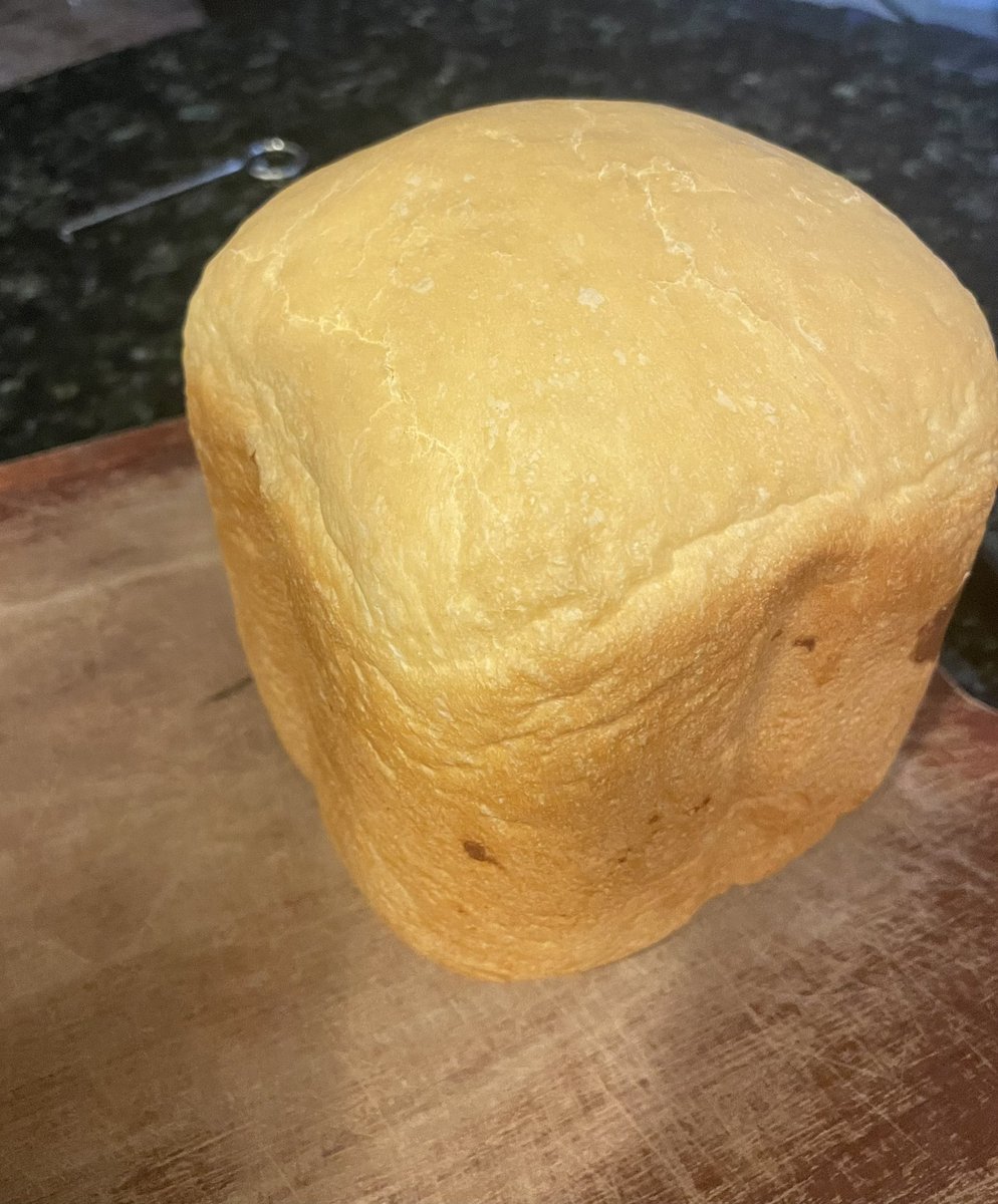 June_Zircon's tweet image. New toy! 🍞🥖😁👩🏻‍🍳
#breadmachine #breadmaker #breadwinner #bread