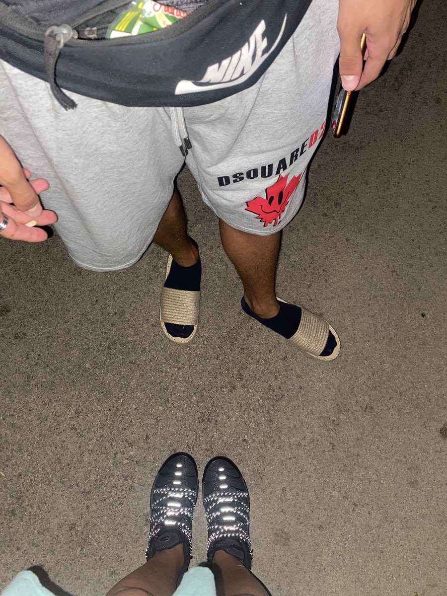criistinikk's tweet photo. esto si es un hombre chicas… https://t.co/nzbf9NA3gk