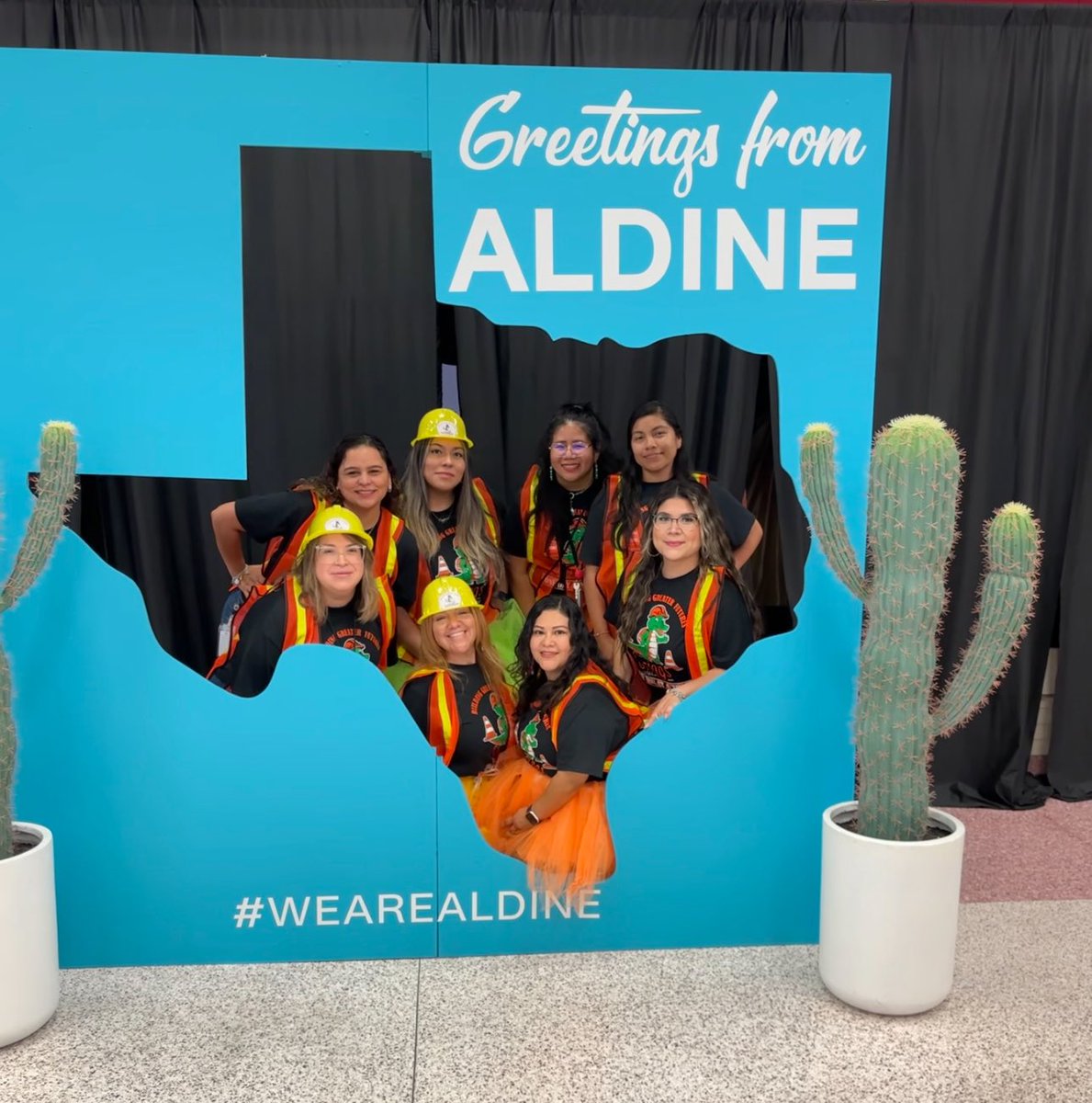 ccquizada's tweet photo. CONVOCATION 24-25 
“Building Greater Futures One Day At A Time” 👷🏼‍♀️✨ #AldineImpact #WeAreAldine https://t.co/apdAwqDQxR