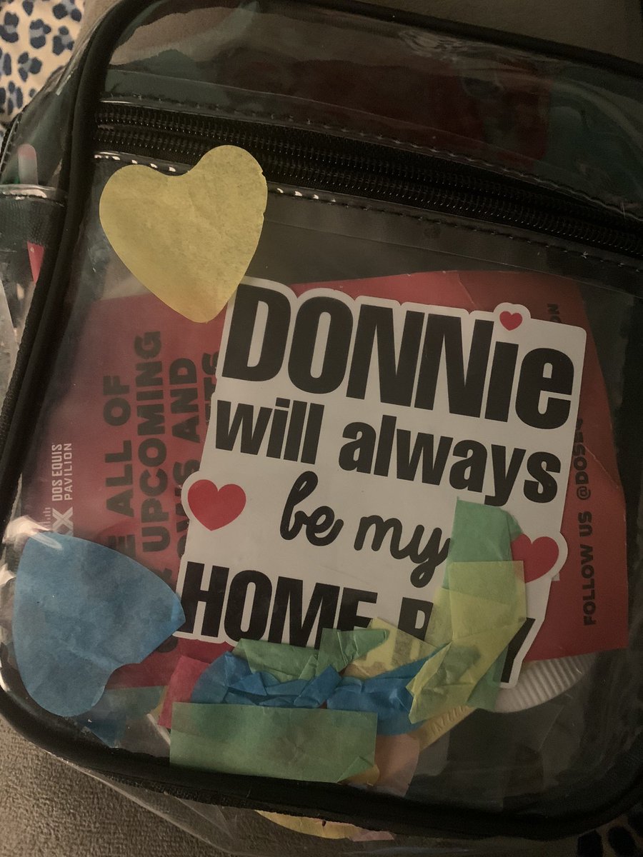 jennyrae🤖❤️ The BHWarrior Wahlberg Girl tweet media