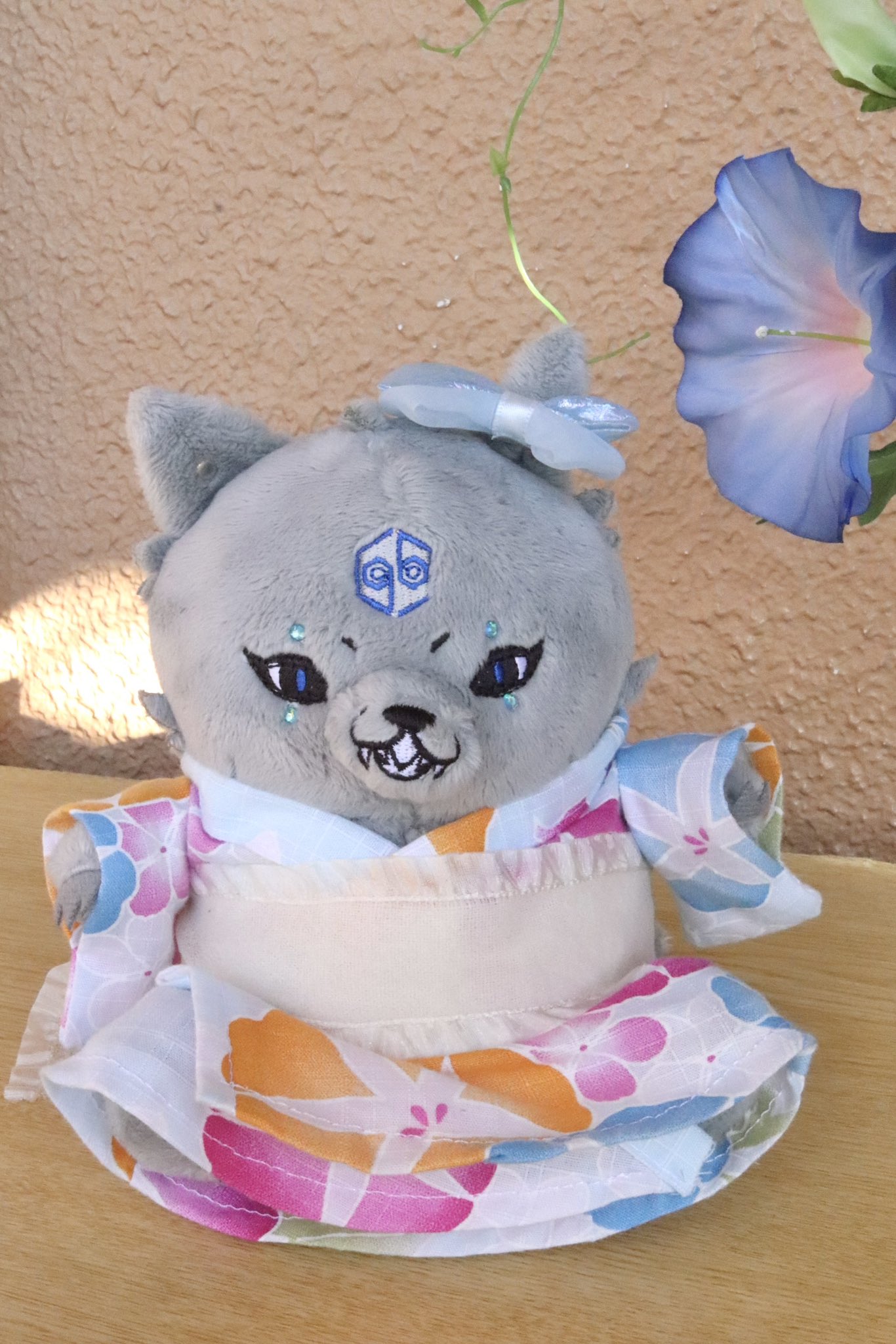 Amazon.co.jp: 女王蜂 qb BEAST ぬいぐるみ アヴちゃん : おもちゃ