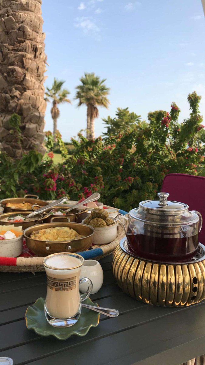 q8ykk's tweet photo. أعظم حب.. ليس من يبهرنا من اللقاء الأول… بل من يتسلل داخلنا دون أن نشعر… وكأنك فجأة تكتشف…أنه هو الهواء الذي تتنفسه.

صباح الخير 🌞 https://t.co/YPOecgM8H7