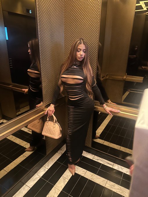 Watch V Rod 💦 🎶's leaked NSFW photo on TwXstars